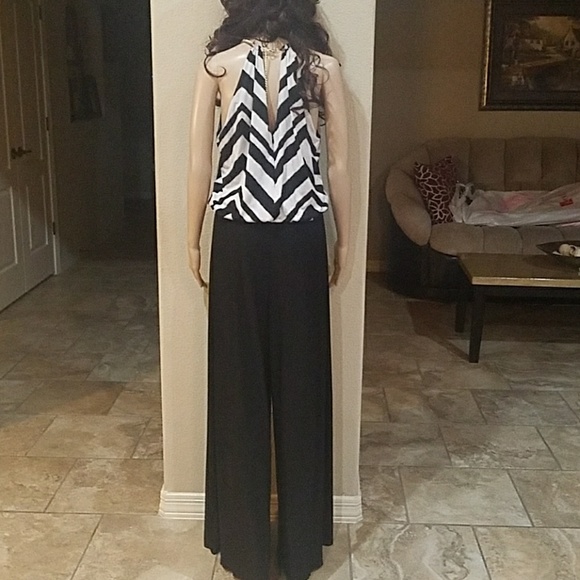 Halter Top Pant Suit - Picture 6 of 7